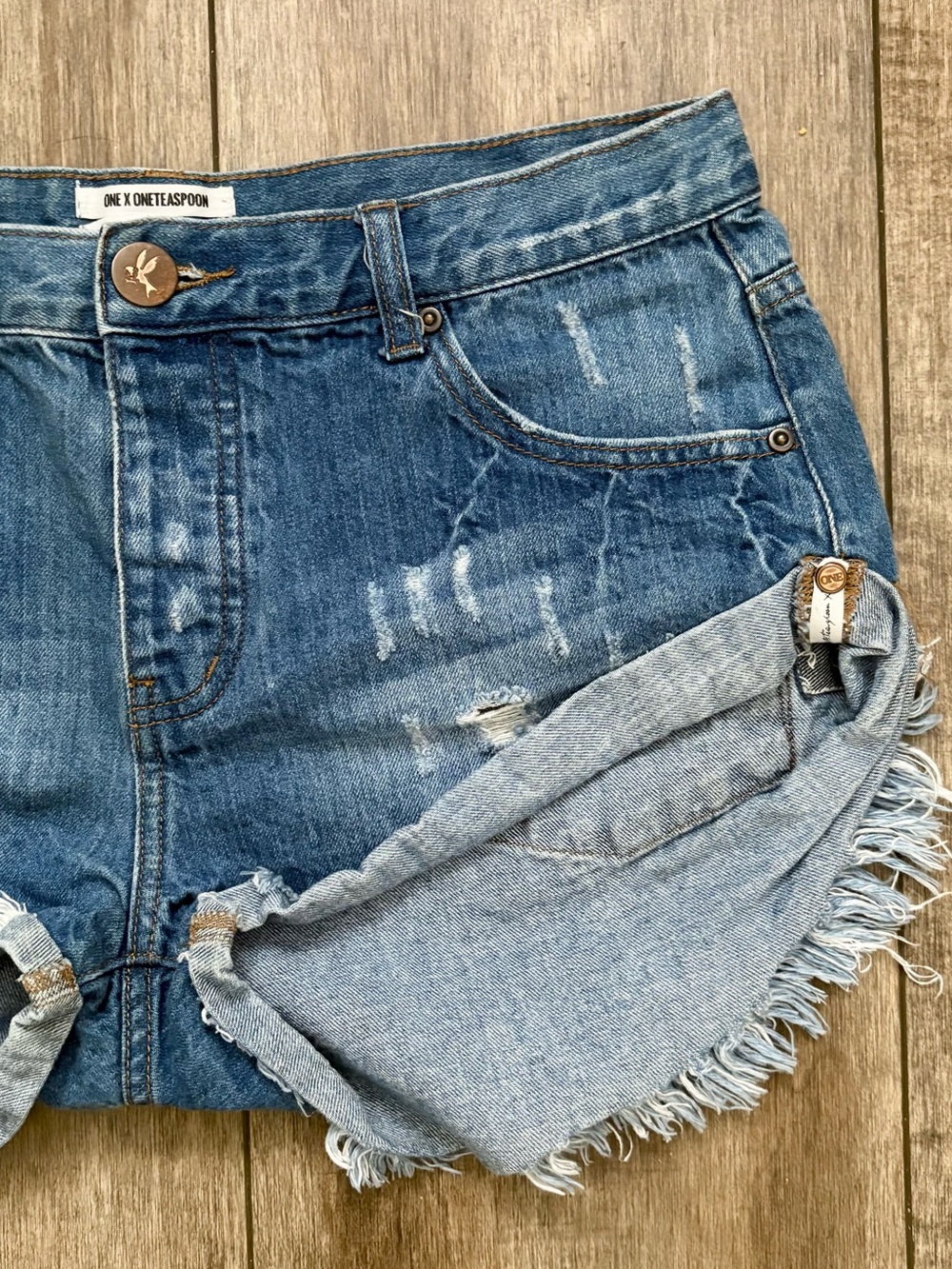 Bandits Shorts 29 - Picture 6 of 11